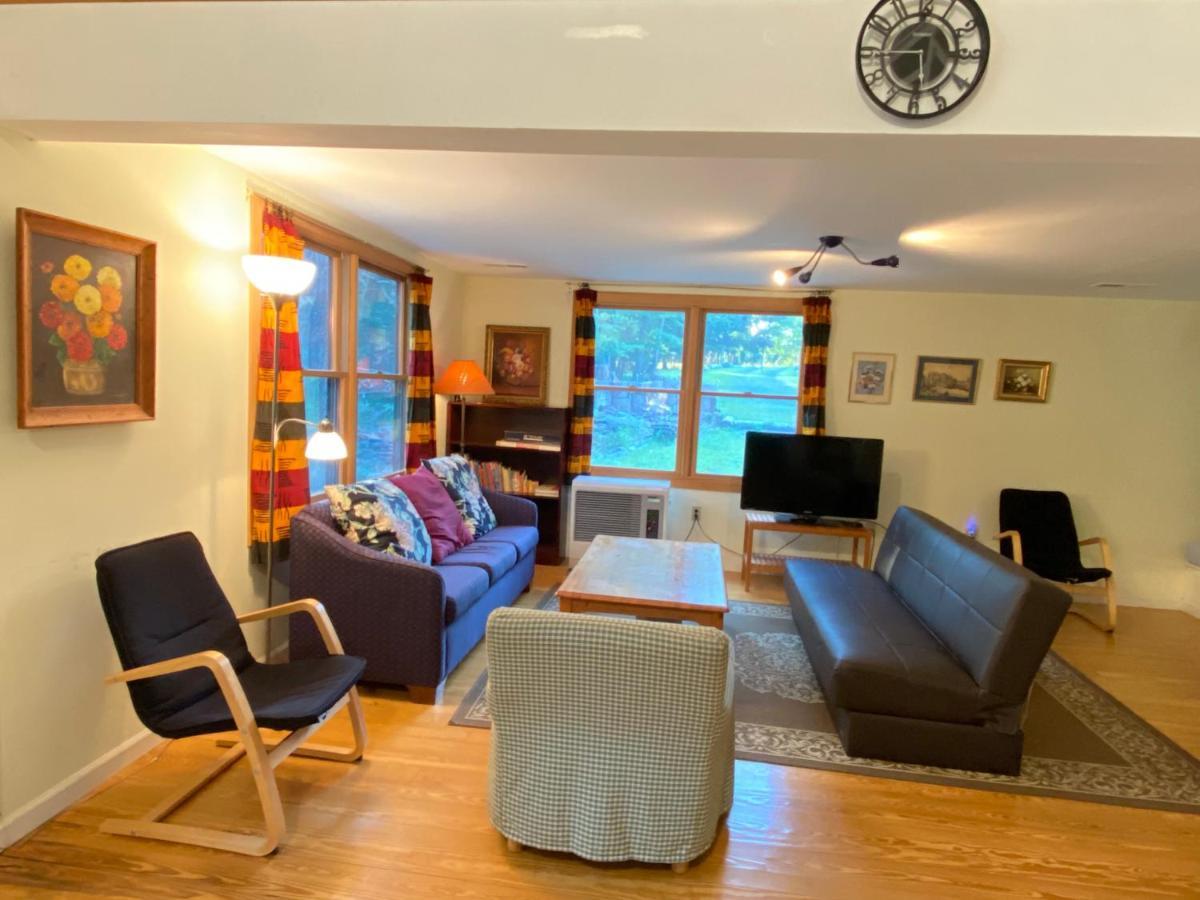 Secluded Chalet On Stream-Mins To Camelback Tannersville Bagian luar foto